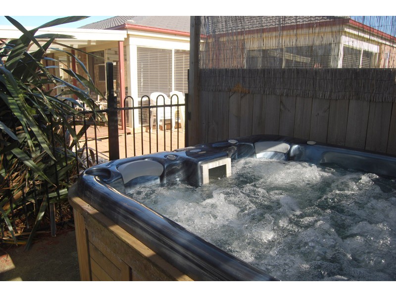 10 Drovers Retreat, Romsey VIC 3434