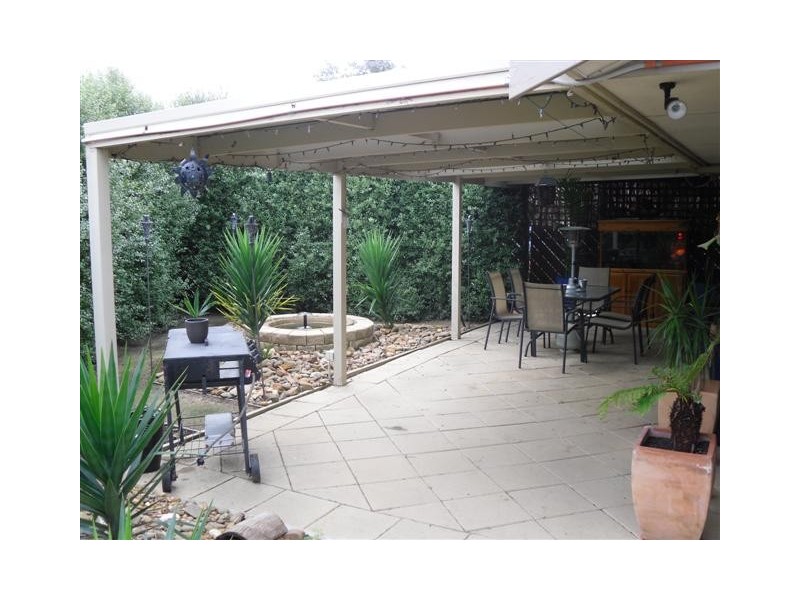 50  Muirfield Drive, Sunbury VIC 3429
