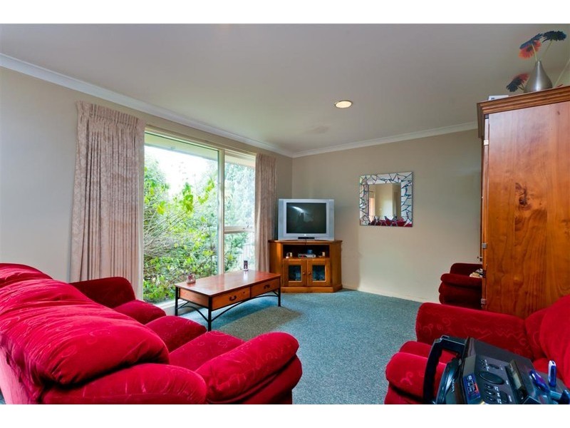 125 McKell Avenue, Sunbury VIC 3429