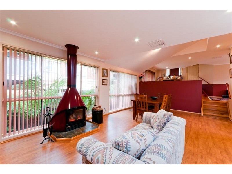 21 Dyson Drive, Sunbury VIC 3429