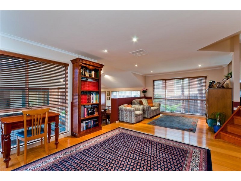 21 Dyson Drive, Sunbury VIC 3429