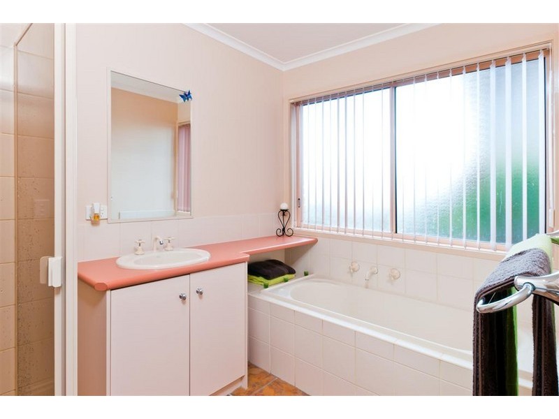 21 Dyson Drive, Sunbury VIC 3429