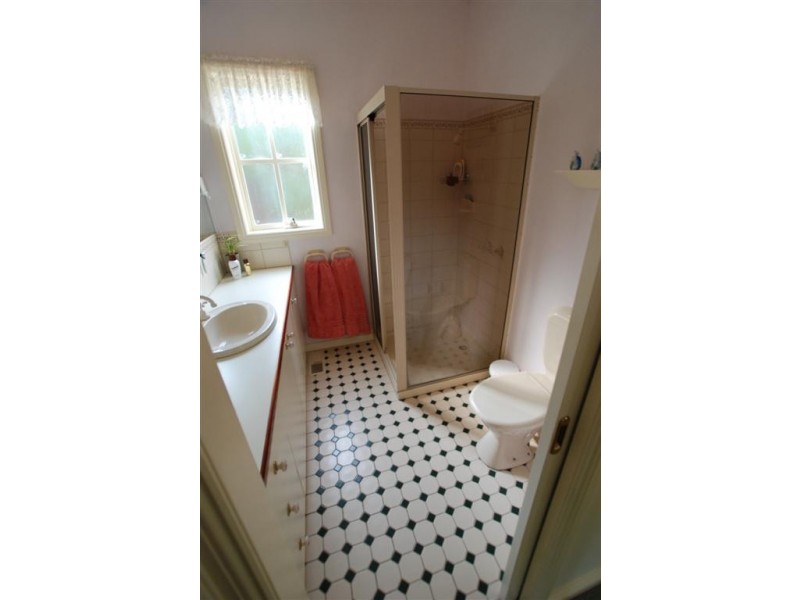 4 Fairbairn Grove, Sunbury VIC 3429