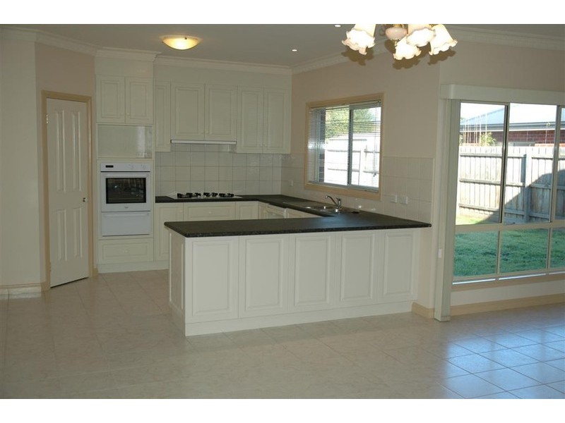34 Sheild Street, Sunbury VIC 3429