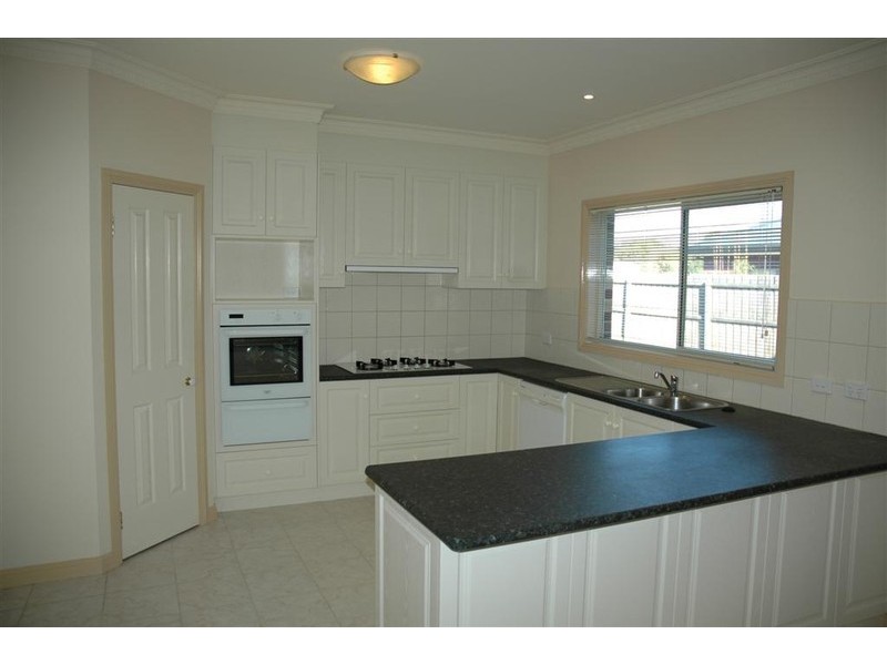 34 Sheild Street, Sunbury VIC 3429