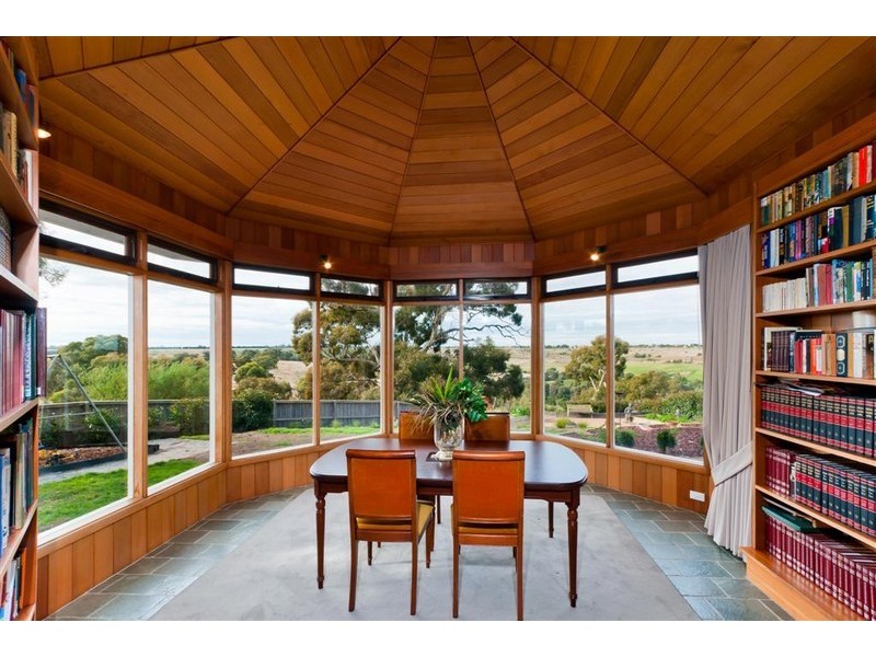 29 Yellow Gum Boulevard, Sunbury VIC 3429