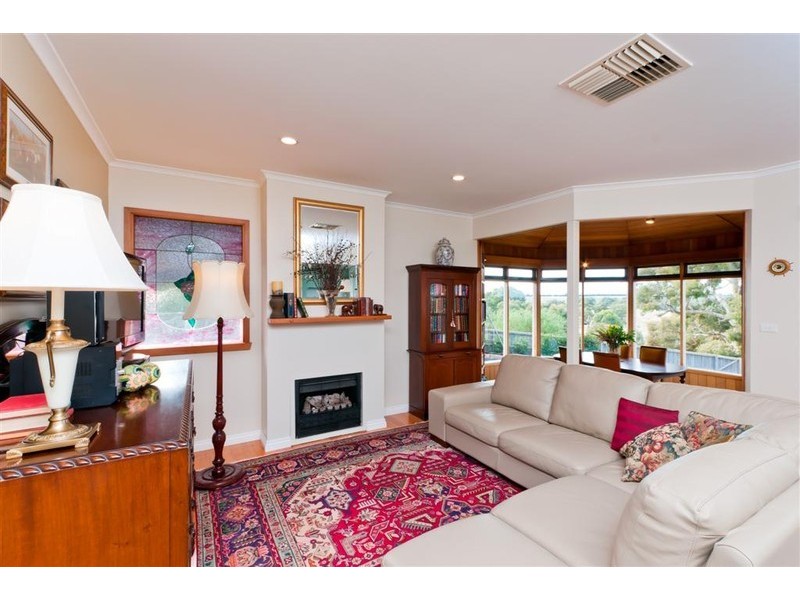 29 Yellow Gum Boulevard, Sunbury VIC 3429