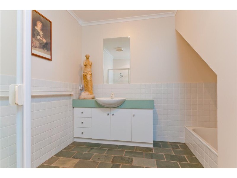 29 Yellow Gum Boulevard, Sunbury VIC 3429