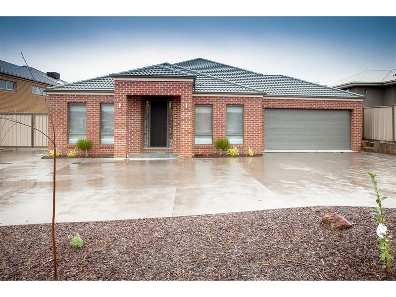 24 Towerbridge Rise, Sunbury VIC 3429