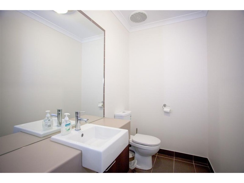 24 Towerbridge Rise, Sunbury VIC 3429
