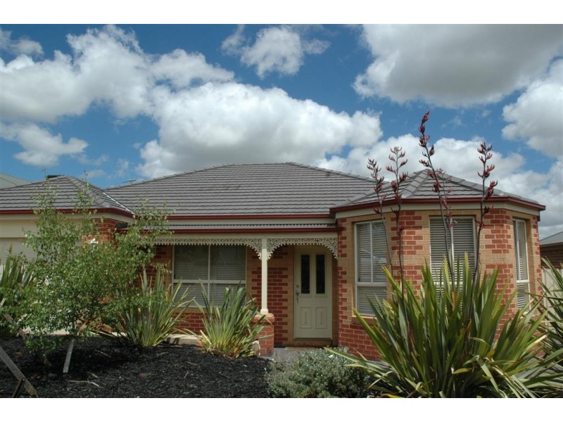 3 Starflower Way, Sunbury VIC 3429