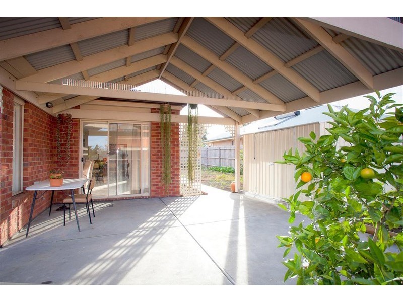 21 Liquidamber Way, Sunbury VIC 3429