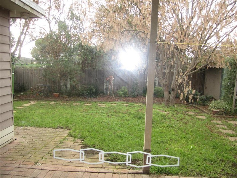 11 Macedon Street, Sunbury VIC 3429