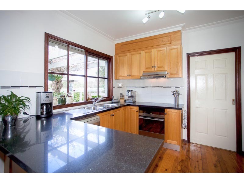 27 Powlett Street, Sunbury VIC 3429