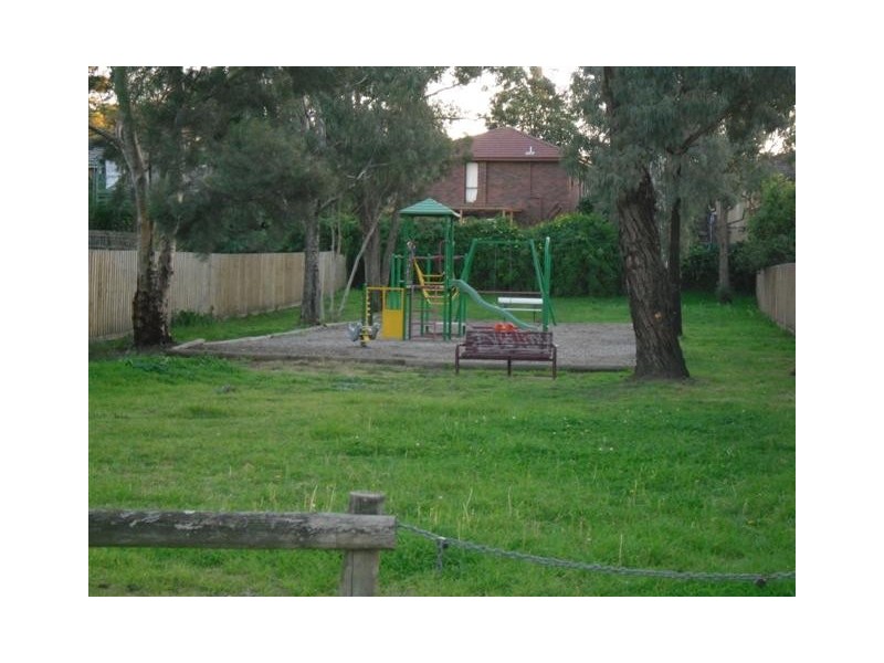 1/69 Anderson Road, Sunbury VIC 3429