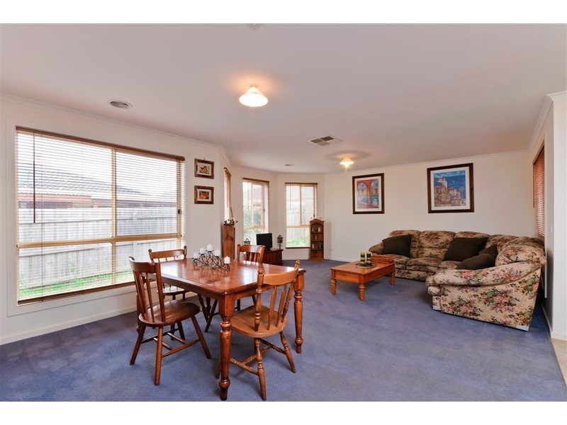 56 Cover Drive, Sunbury VIC 3429