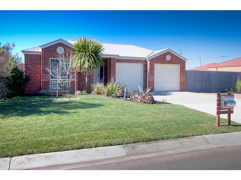 4 Grout Court, Sunbury VIC 3429