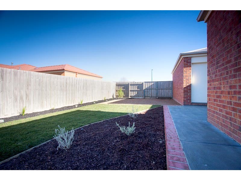 4 Grout Court, Sunbury VIC 3429