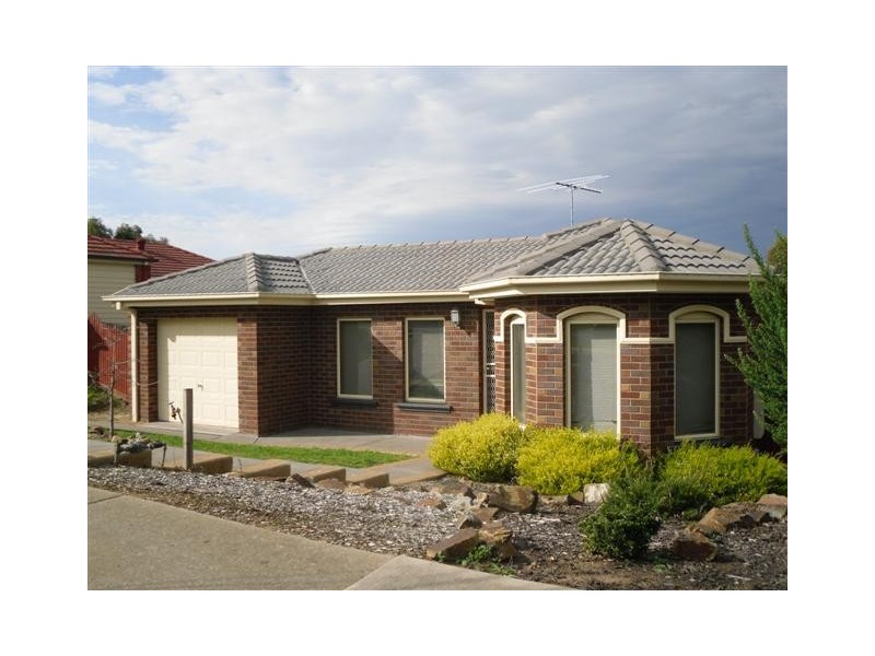 79 Fullbrook Drive, Sunbury VIC 3429