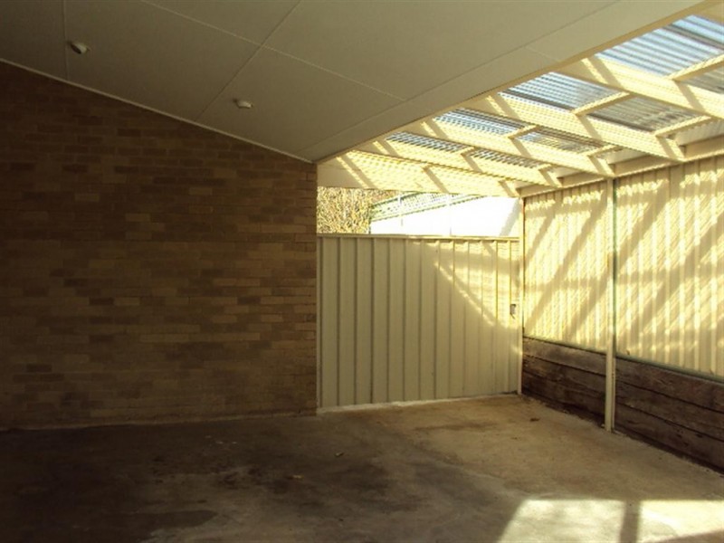 33 Vaughan Street, Sunbury VIC 3429