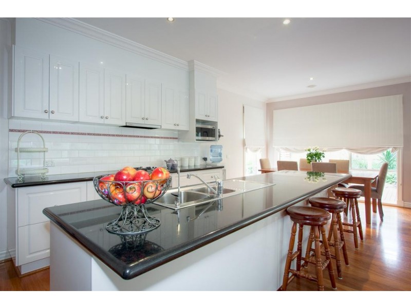 38 Fullwood Drive, Sunbury VIC 3429