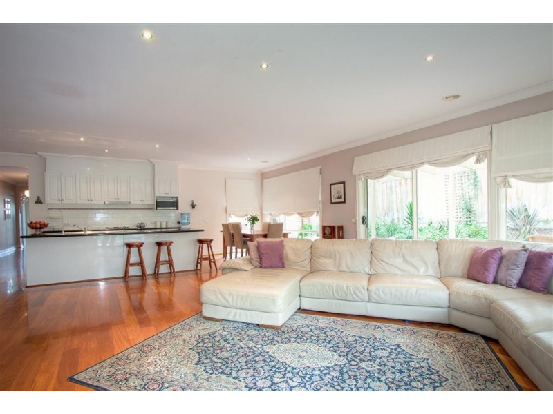 38 Fullwood Drive, Sunbury VIC 3429