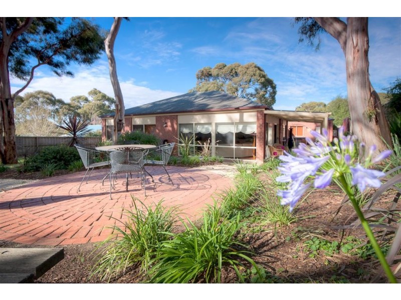 38 Fullwood Drive, Sunbury VIC 3429