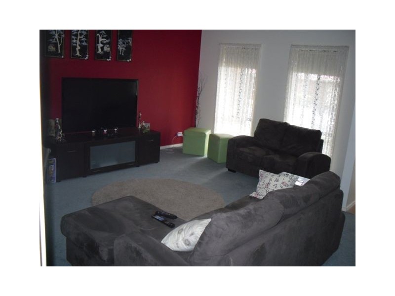 4 Doig Place, Sunbury VIC 3429