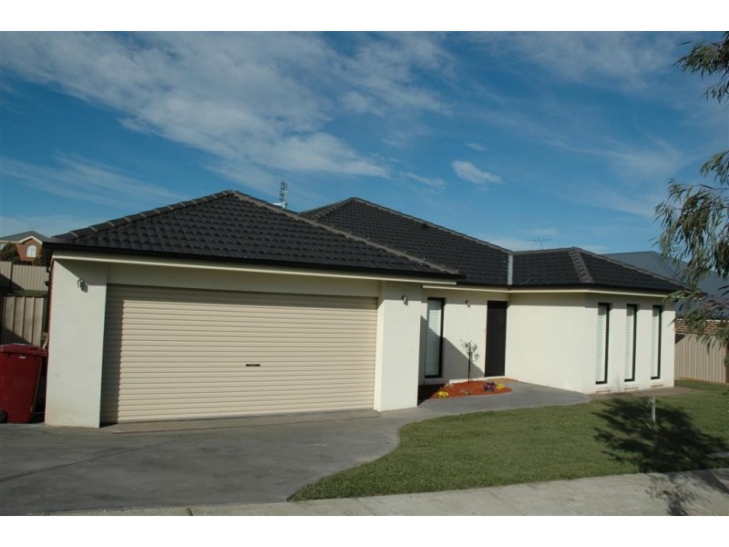 7 Ironbark Drive, Sunbury VIC 3429