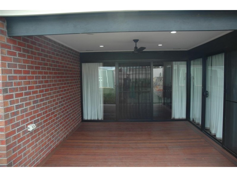 7 Ironbark Drive, Sunbury VIC 3429