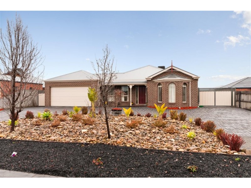 7 Sauvignon Court, Sunbury VIC 3429