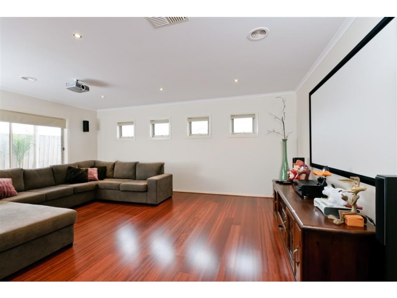 7 Sauvignon Court, Sunbury VIC 3429