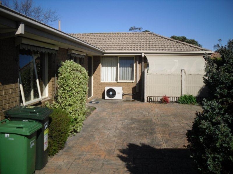 29 Muirfield Drive, Sunbury VIC 3429