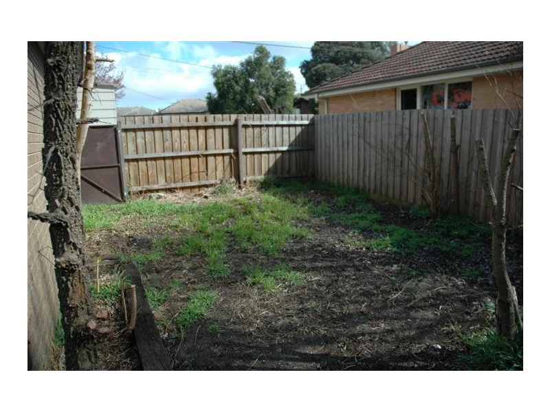15 Batman Avenue, Sunbury VIC 3429