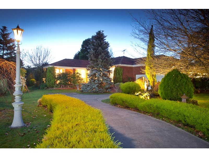 42 CHERRY LANE, Gisborne VIC 3437