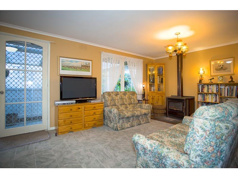 42 CHERRY LANE, Gisborne VIC 3437