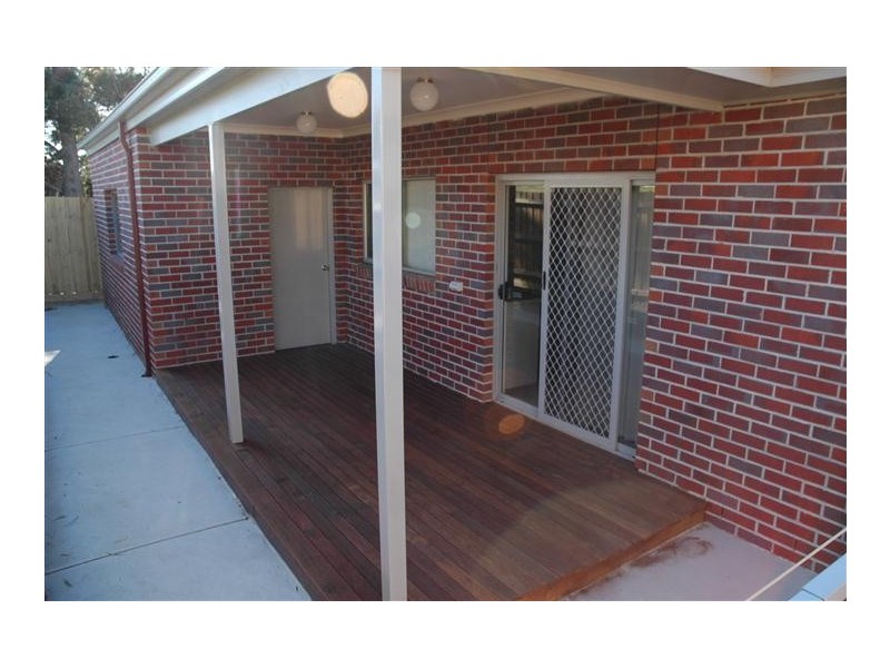 2/78 Ligar Street, Sunbury VIC 3429