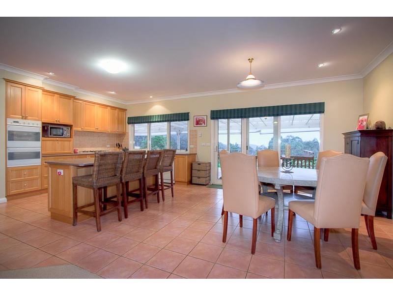 6  GLEN ECHO COURT, Mount Macedon VIC 3441