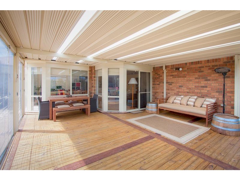 21 Daly Close, Sunbury VIC 3429
