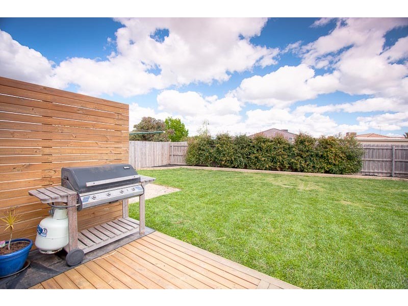 21 Daly Close, Sunbury VIC 3429