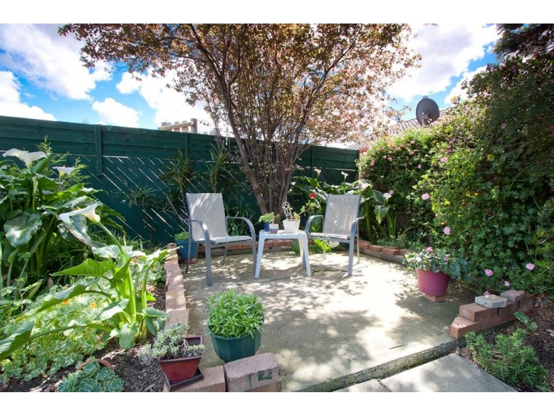 8 Hoylake Court, Sunbury VIC 3429