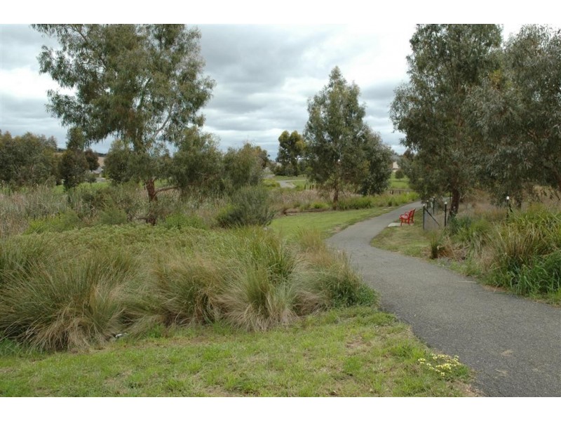 39 Watersprite Boulevard, Sunbury VIC 3429