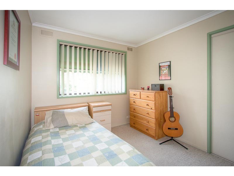 27 Fraser Court, Sunbury VIC 3429