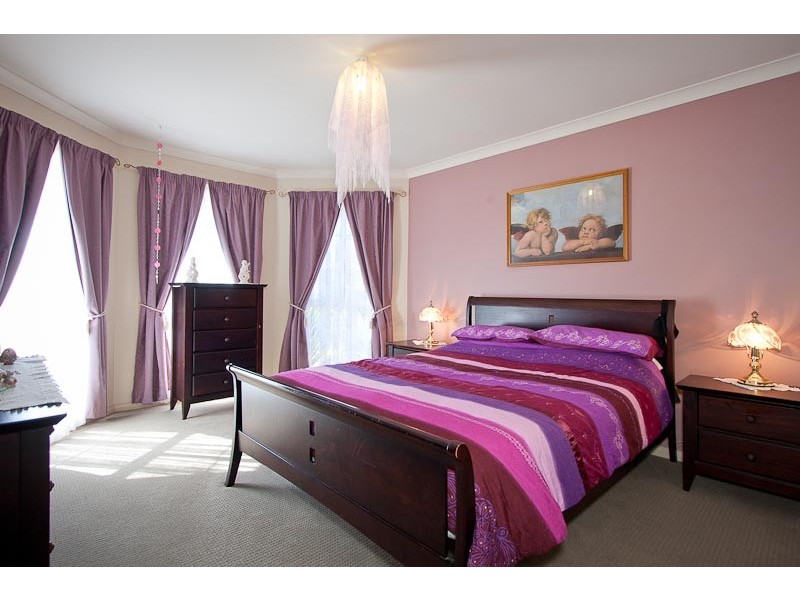 11 Clyde Court, Sunbury VIC 3429