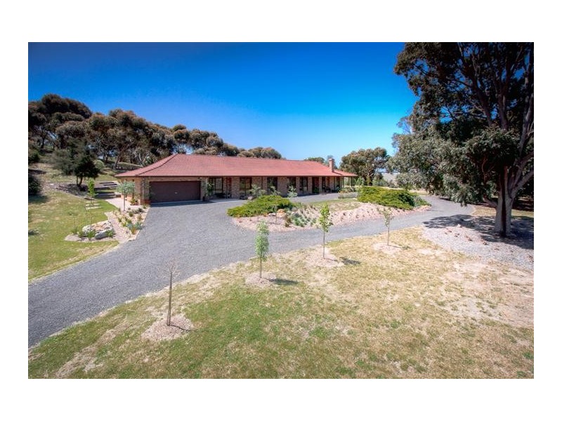 60 Albert Road, Sunbury VIC 3429