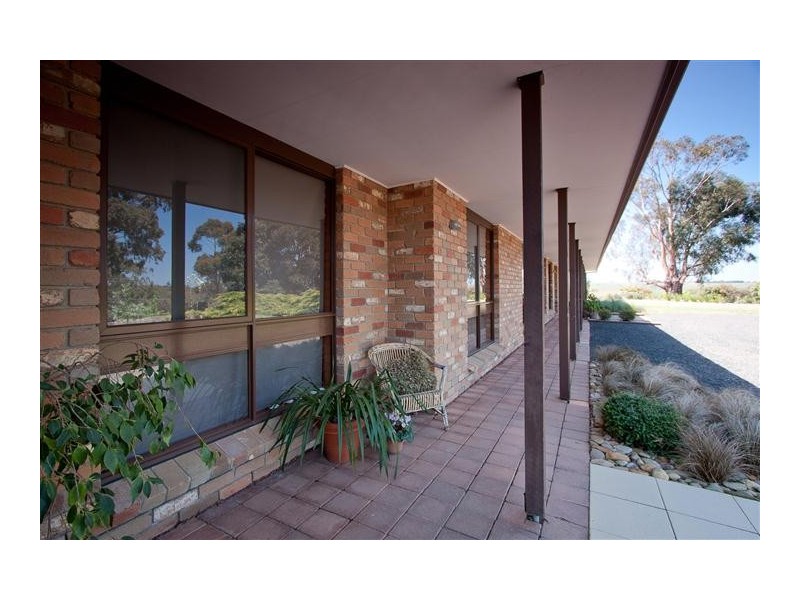 60 Albert Road, Sunbury VIC 3429