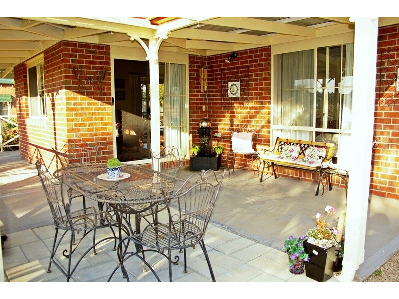 42 Watersprite Boulevard, Sunbury VIC 3429