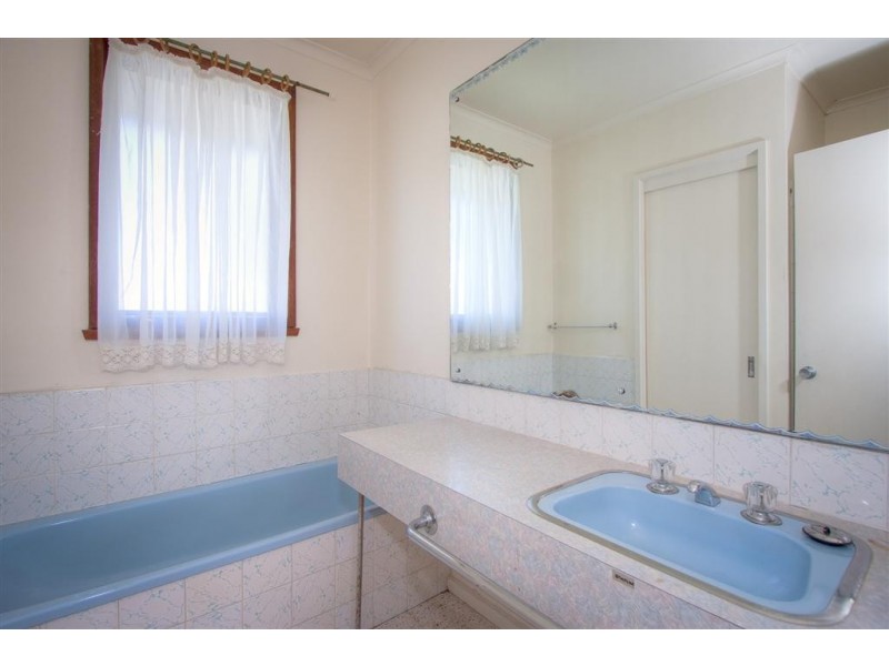 47 Heysen Drive, Sunbury VIC 3429