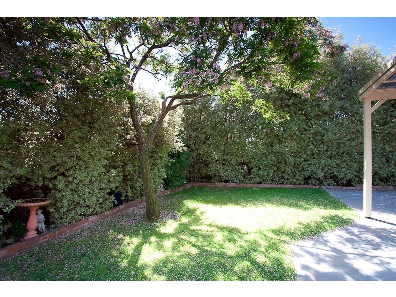 70 Gap Road, Sunbury VIC 3429