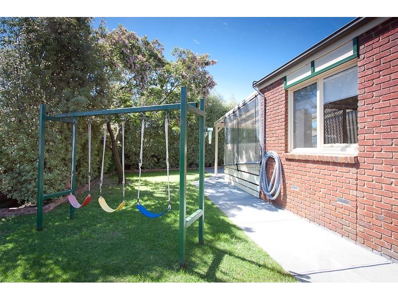 70 Gap Road, Sunbury VIC 3429